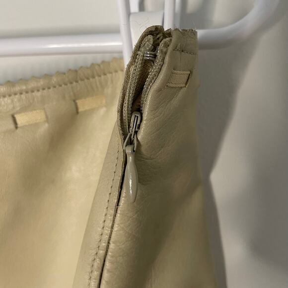 Banana Republic Leather Pants Womens Size 12 Cream Beige Preppy Pull On Rodeo - Picture 5 of 10